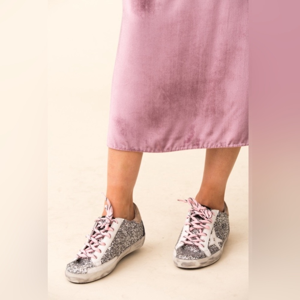 Women’s — Vince — Panne Velvet Midi Skirt — Size, 6 — Color, Purple — Like New - Picture 3 of 4